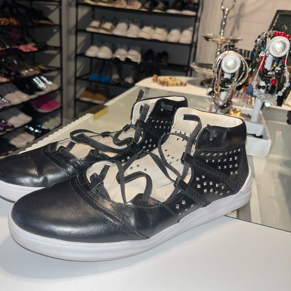 Rockport Black and White Women's Sneakers